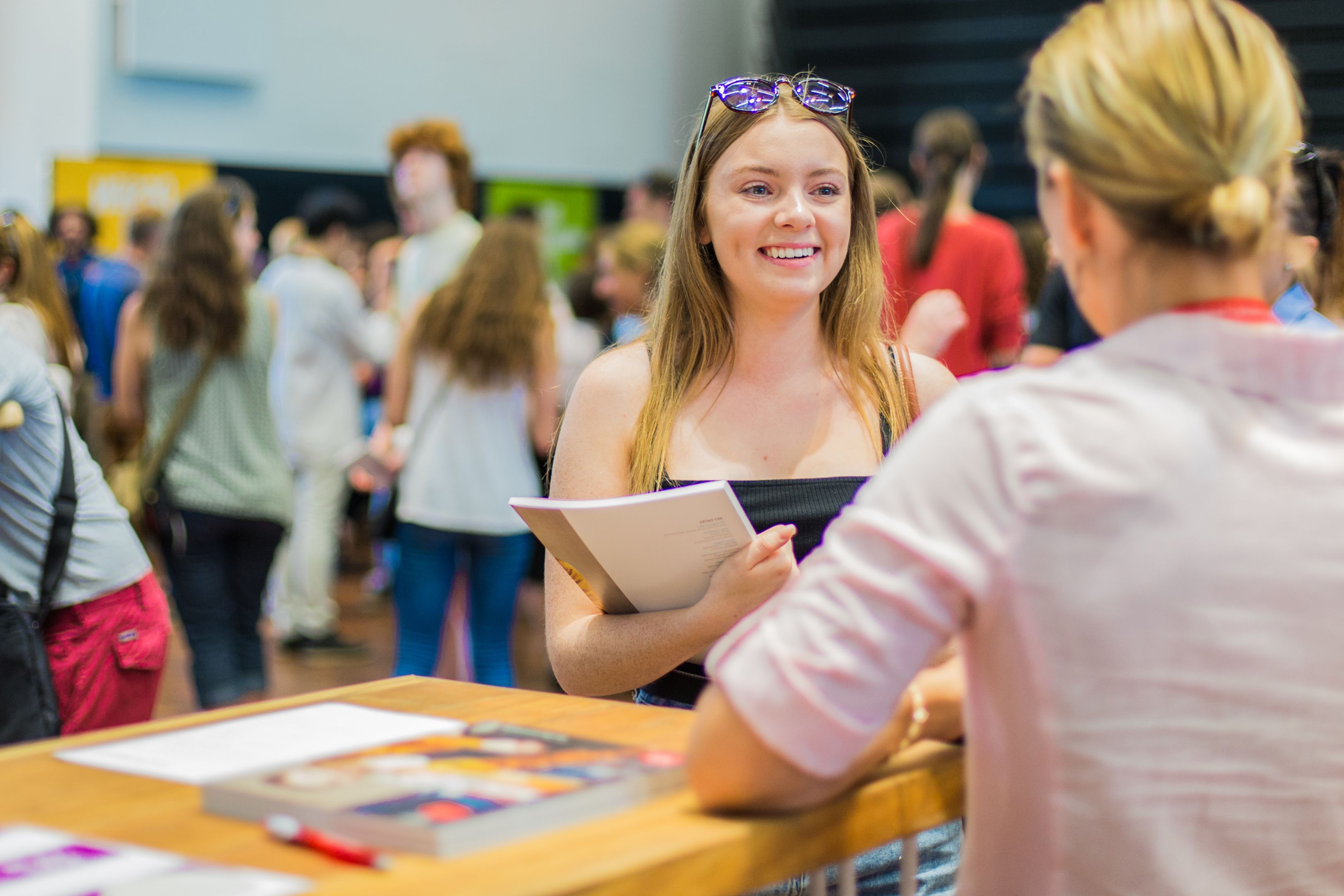 Female student discusses her university pathway with a Swinburne agent